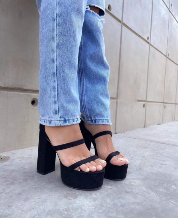 Caro negra Caro negro