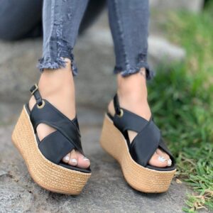 WhatsApp Image 2021-11-15 at 4.59.56 PM Tania negra