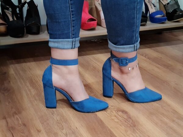 WhatsApp Image 2021-11-16 at 12.24.52 PM (2) Any azul pálido